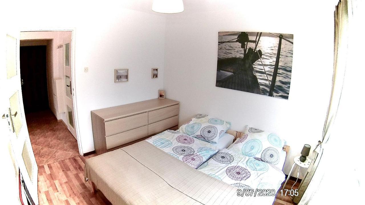 Czarny Bursztyn Apartment จิปโนแวค ภายนอก รูปภาพ