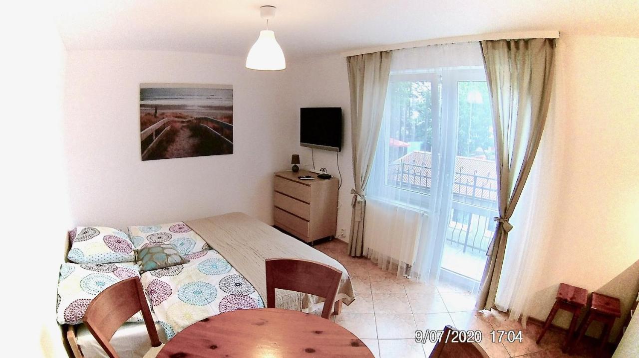 Czarny Bursztyn Apartment จิปโนแวค ภายนอก รูปภาพ