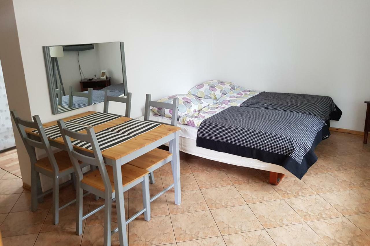Czarny Bursztyn Apartment จิปโนแวค ภายนอก รูปภาพ