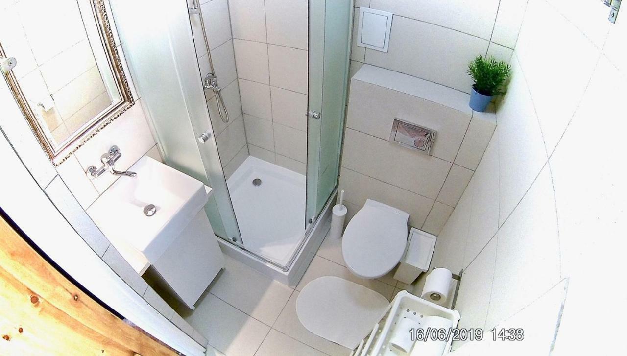 Czarny Bursztyn Apartment จิปโนแวค ภายนอก รูปภาพ